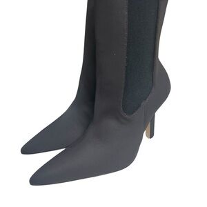 NWT Good American Pointed Toe Chelsea Bootie In Neoprene Chocolate 001